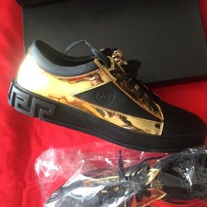 NWT Versace Men’s Monotone Low-Top Sneakers